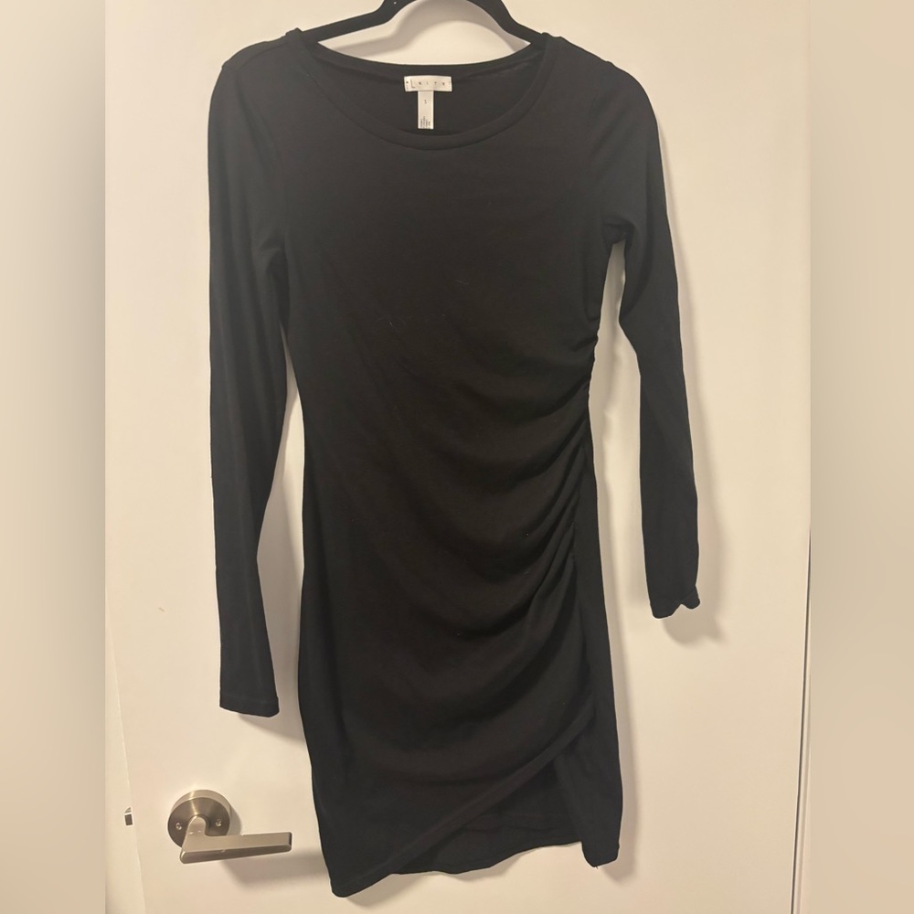 Leith Black Ruched Long Sleeve Dress